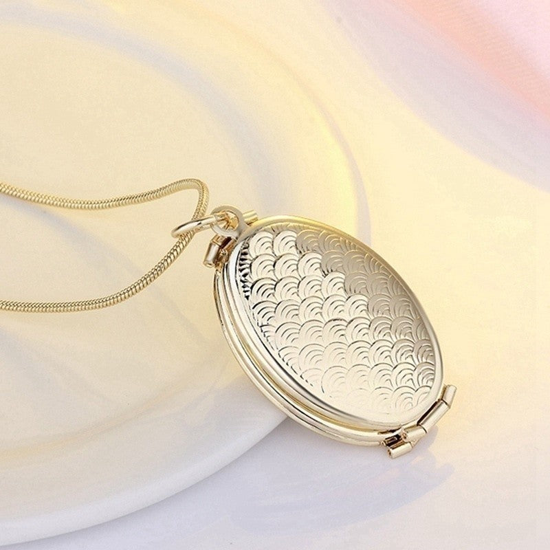 Fish Scale Photo Box Necklace Four Picture Pendant Necklace