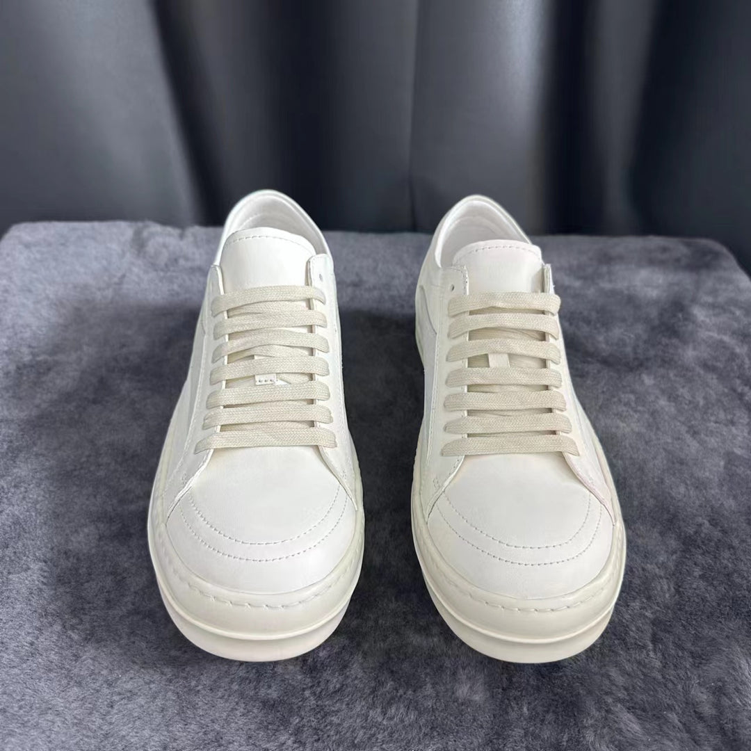 Calfskin Low-Top Skate Shoes Round Toe Flat Heel