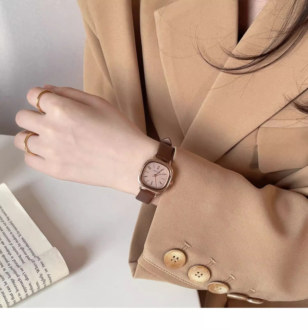 Square-shaped women's watch with a preppy style