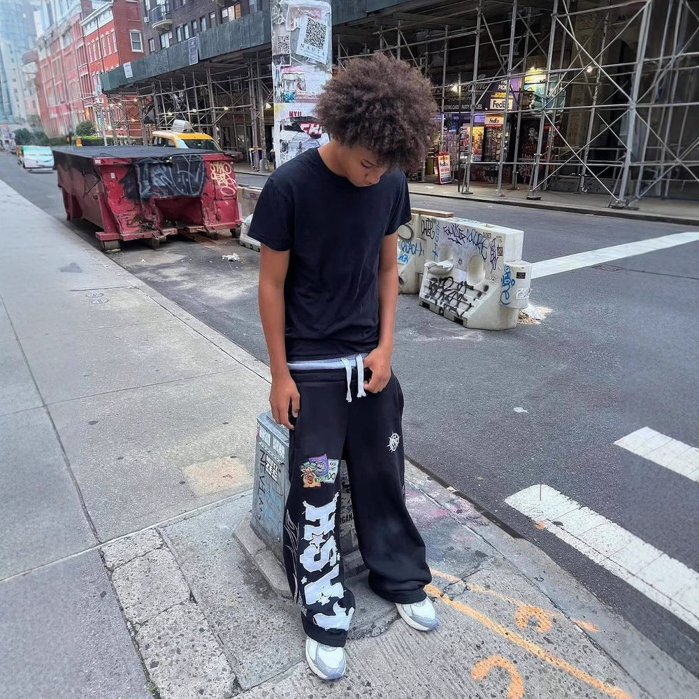 Trendy high-street printed pants