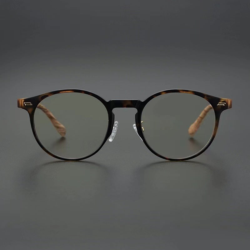 Simple textured round versatile frame