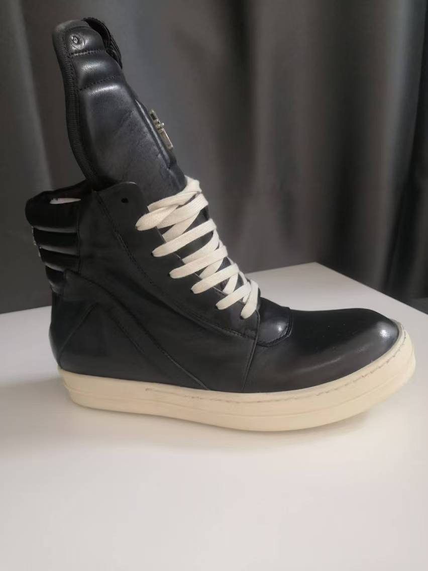 High-Top Sneakers Genuine Leather Thick-Soled Athletic Shoes
