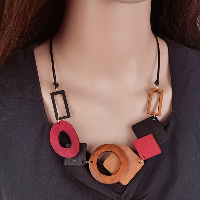 Retro geometric wooden bib necklace