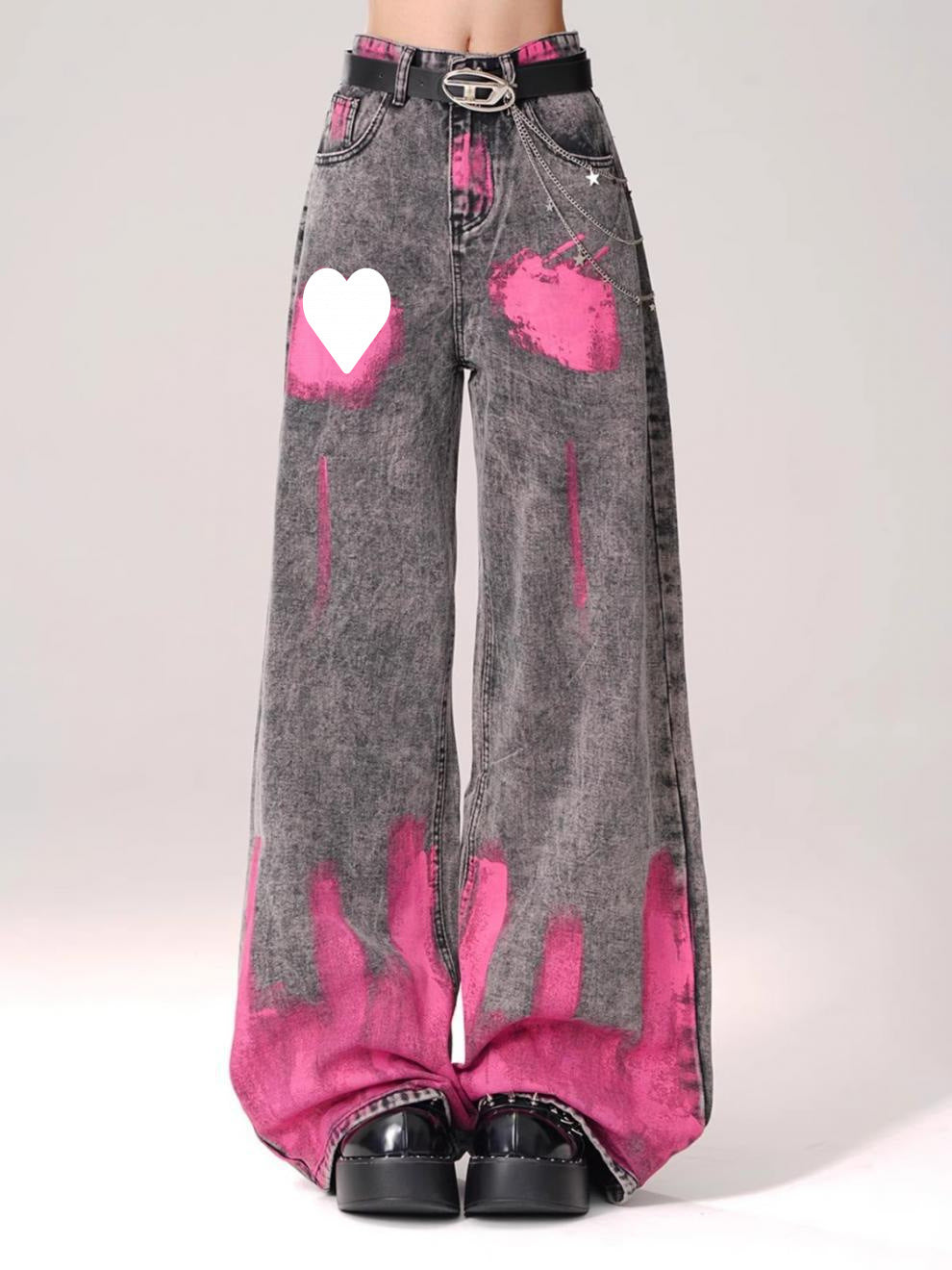 Graffiti print straight-leg floor-length jeans