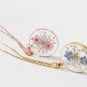 Resin forget me not necklace