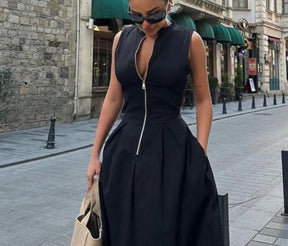 Sleeveless V-neck zipper neck long dress