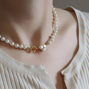 Women's retro heart pearl necklace clavicle chain