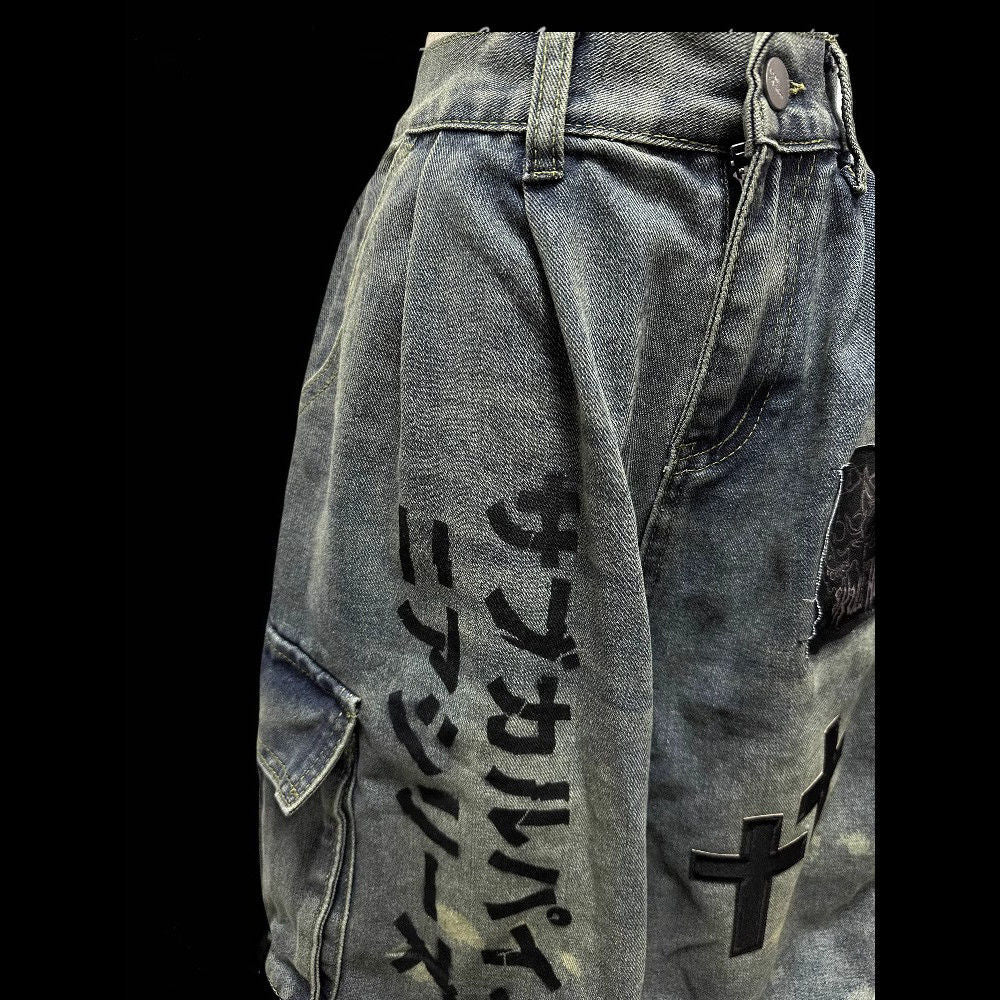 Dark Wasteland-Style Cropped Denim Jeans with Pleats and Patches