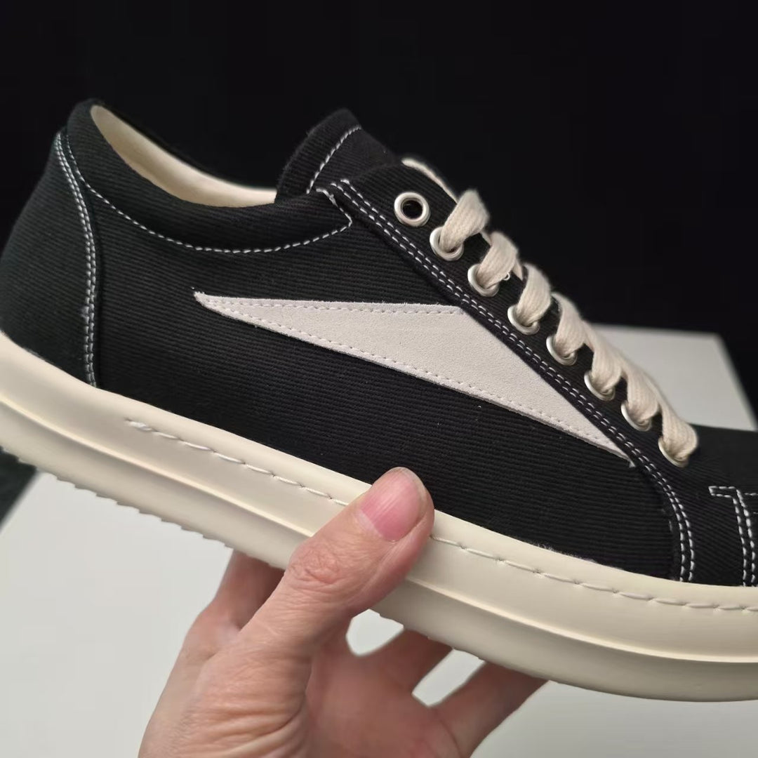Calfskin Low-Top Skate Shoes Round Toe Flat Heel