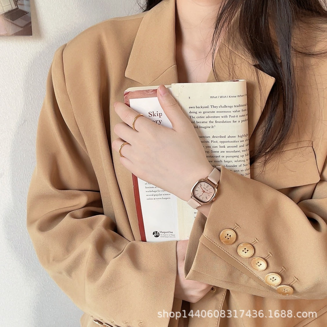 Retro British-Style Leather-Strap Watch for Students