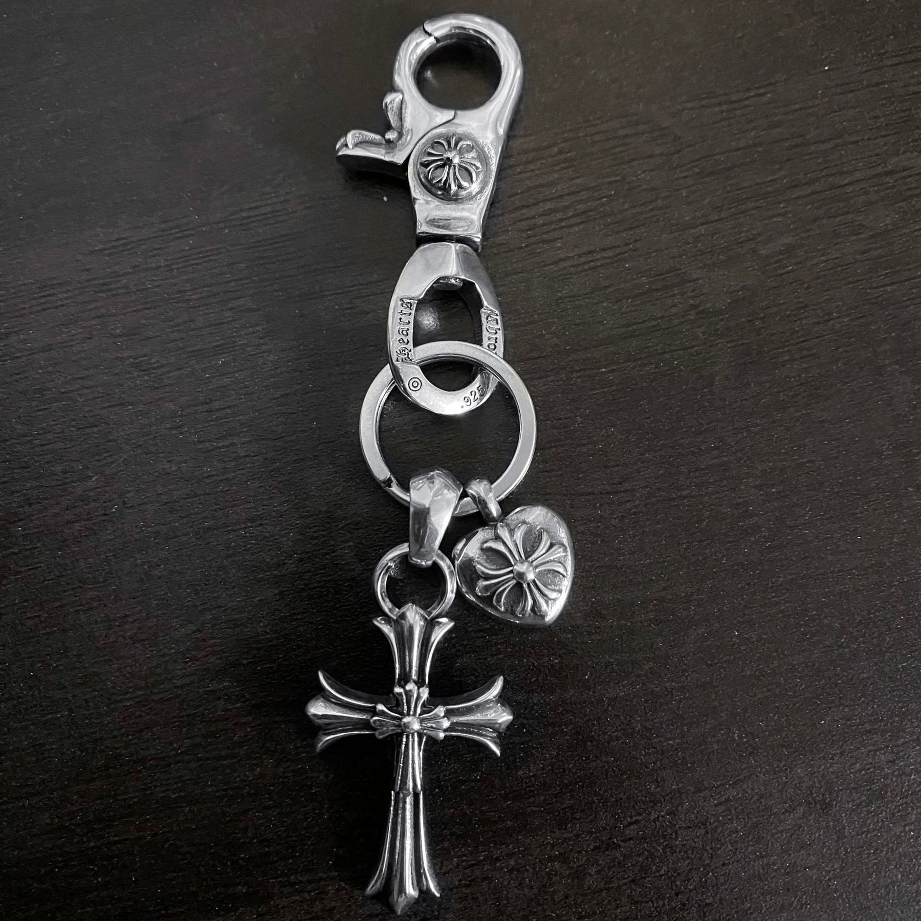 chrome hearts cross anchor heart-shaped dagger keychain