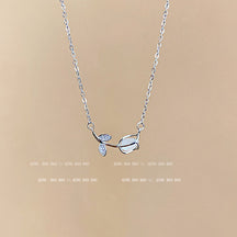 Titanium steel pearl clavicle necklace