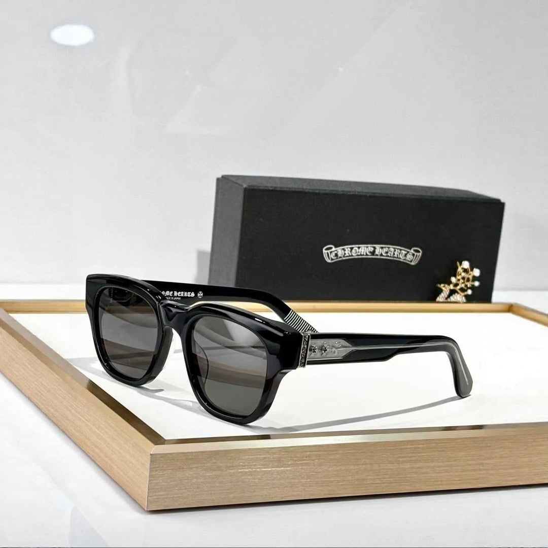 Chrome Hearts Round-Frame Sunglasses for Trendy Men