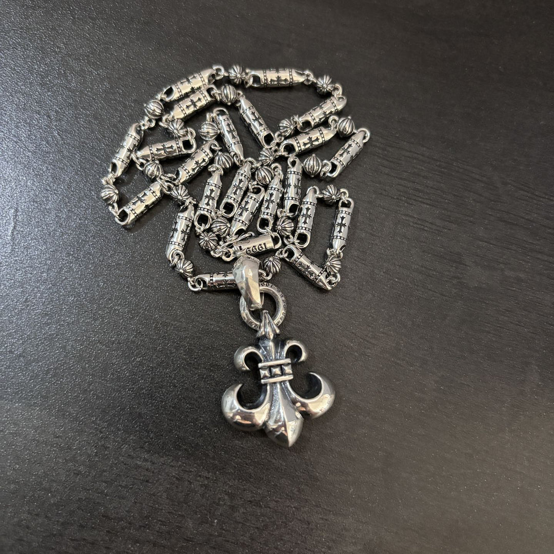 Chrome Hearts-Style Anchor Necklace A Versatile Accessory