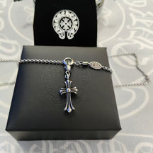 chrome hearts cross cross flower diamond frame necklace