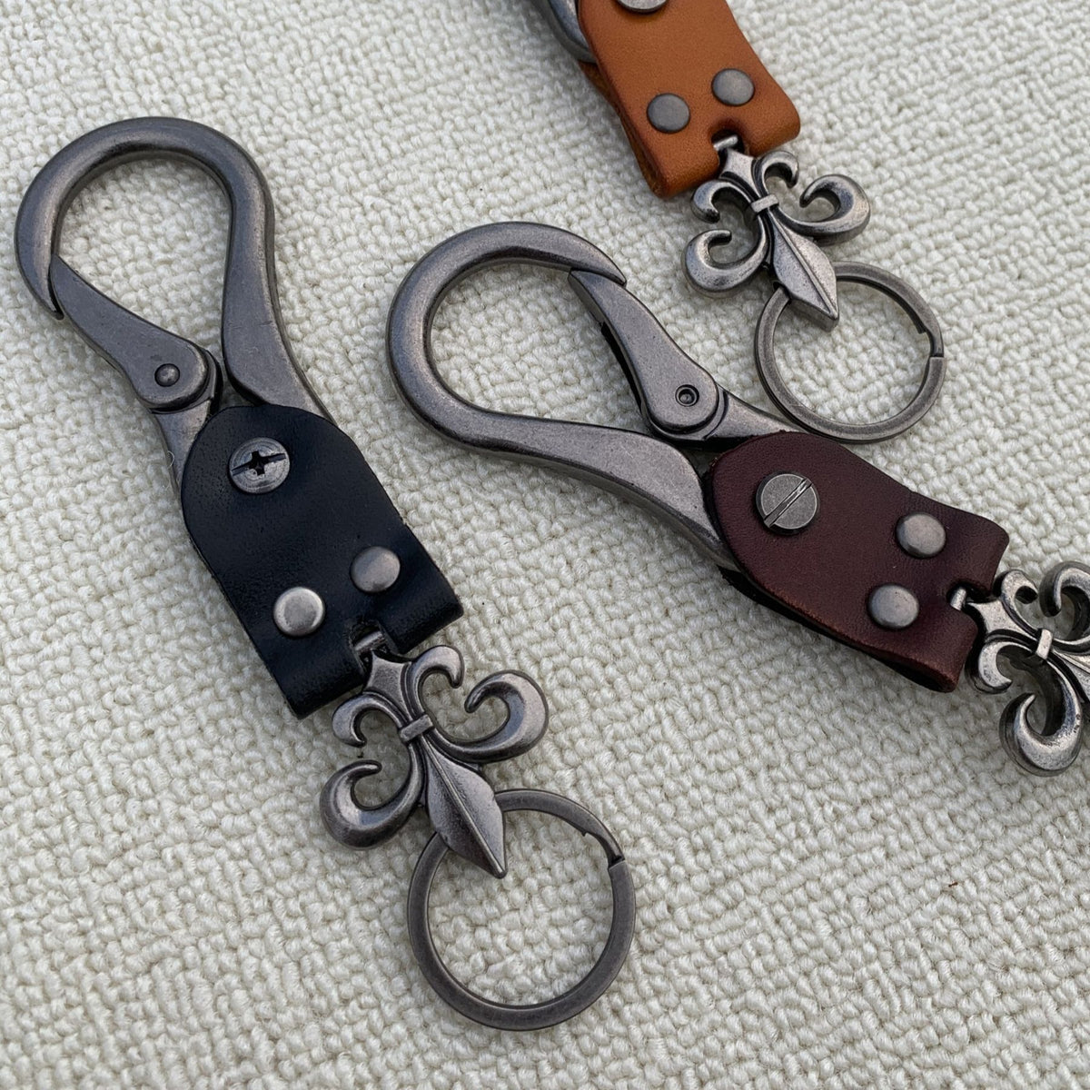 chrome hearts cross flower cowhide keychain