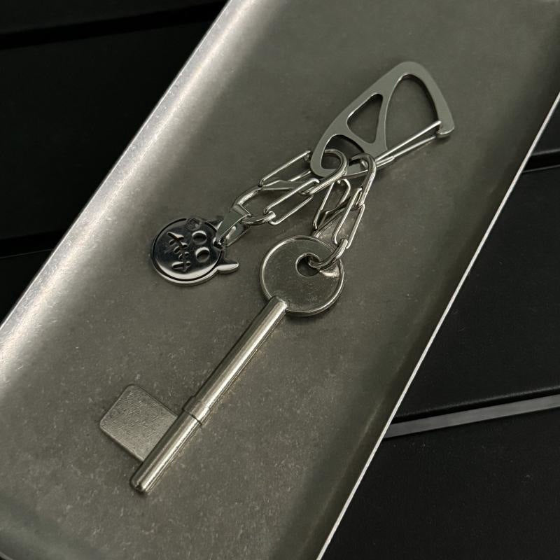 Ghost face + key keychain waist pendant