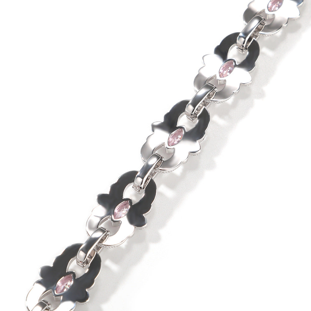 HIPHOP 16mm Horseshoe Flower Necklace with Diamond Accents