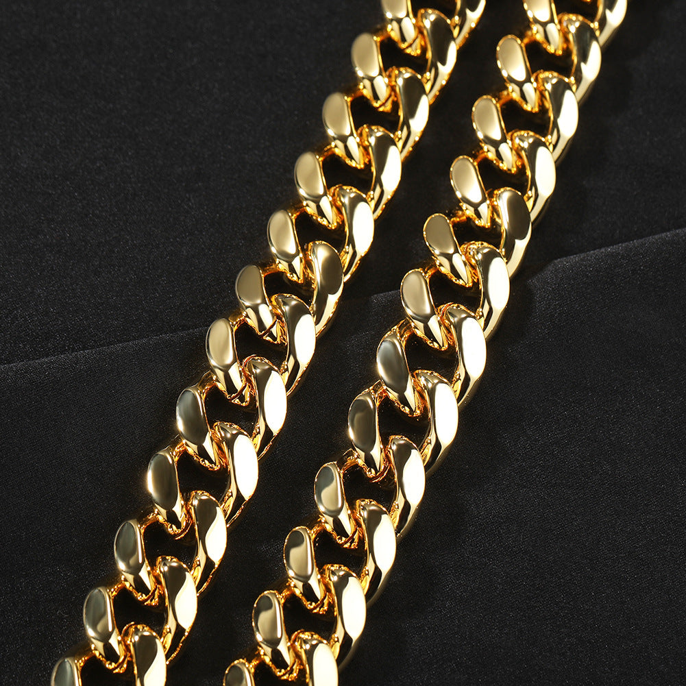 Hip-hop diamond-encrusted clasp smooth Cuban chain