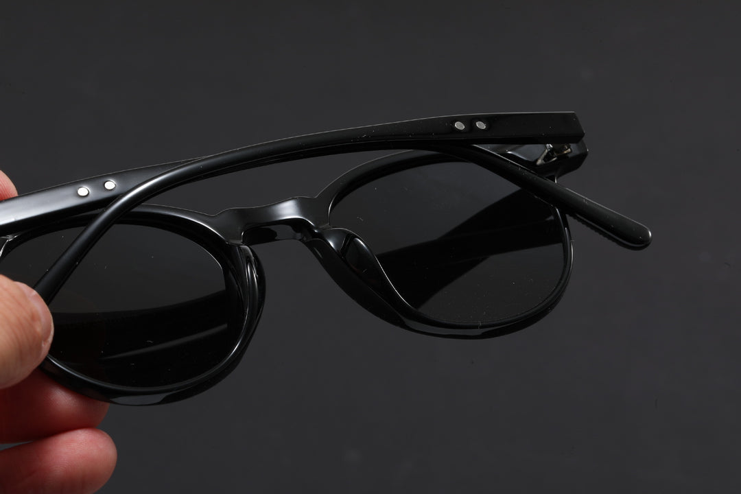 Retro Oval Frame black UV400 protection sunglasses