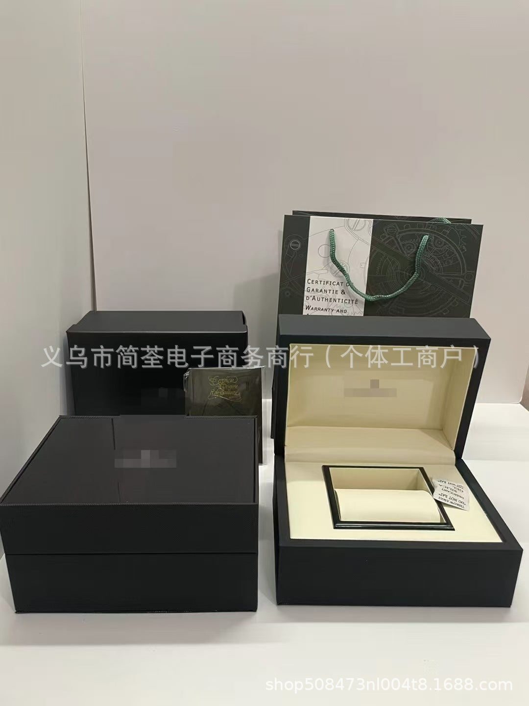 AP Full-Diamond Quartz Watch