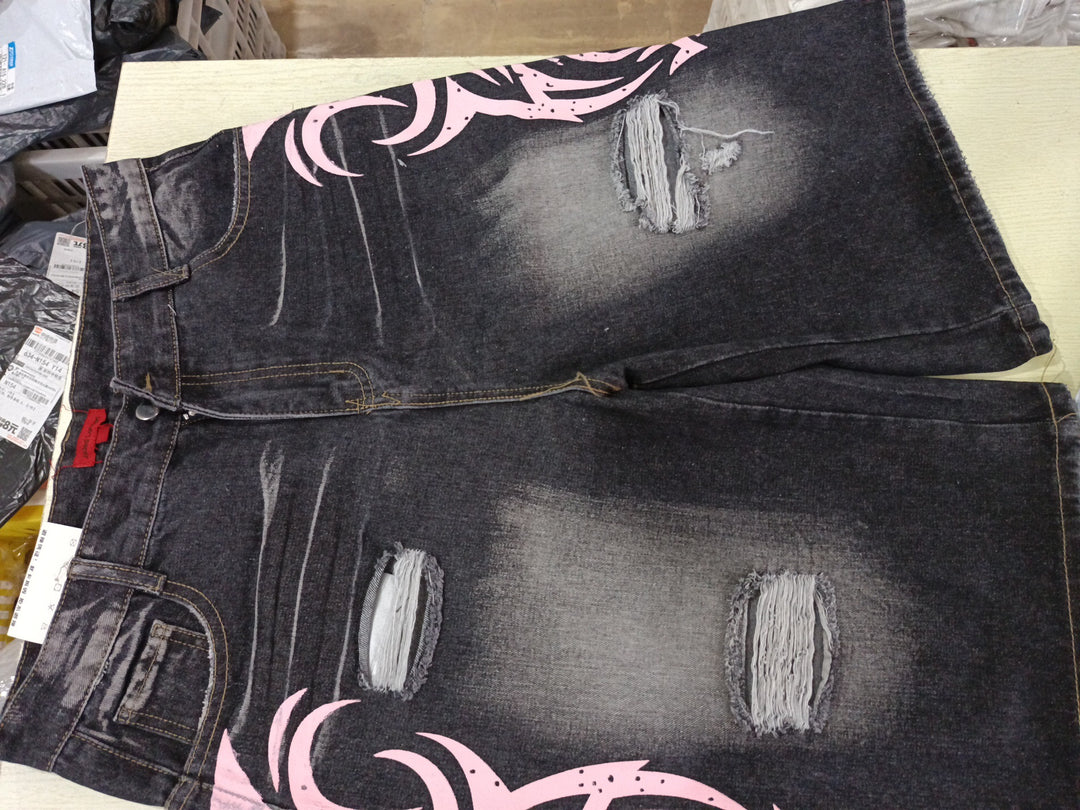 Graphic print washed denim jeans for sexy girls.