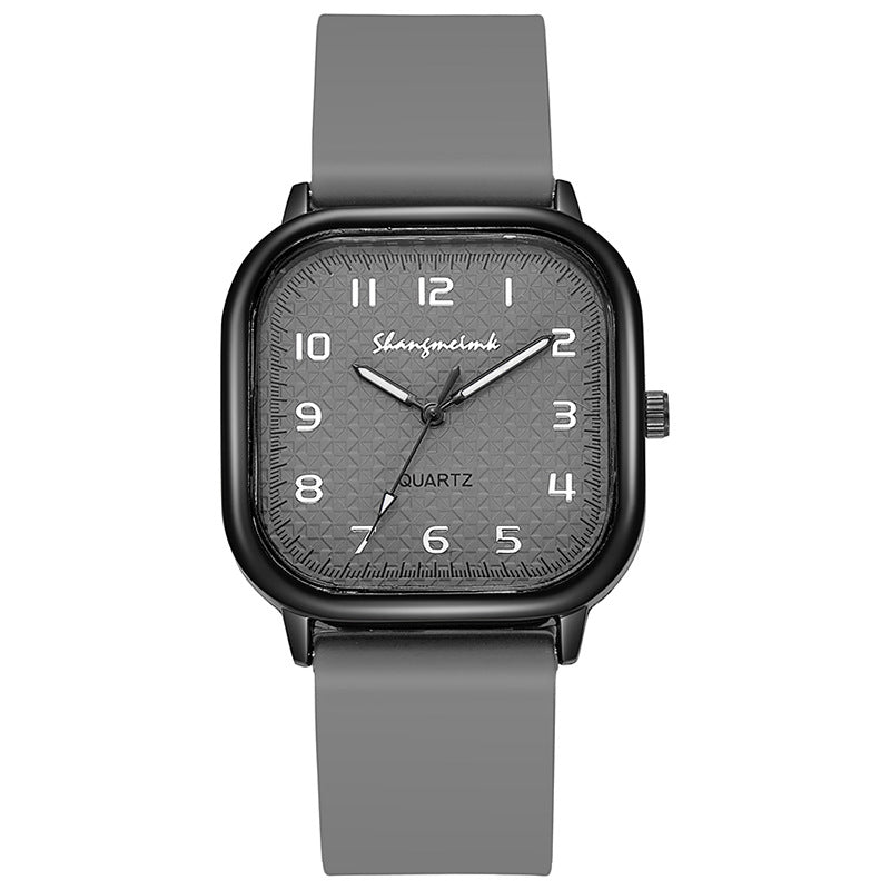 Vintage-style women's quartz watch