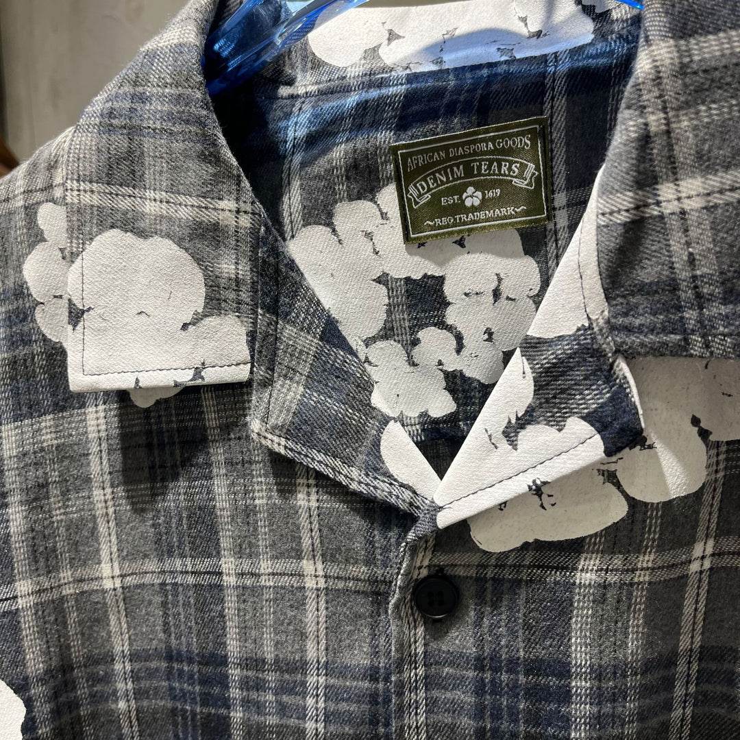 All-over print plaid short-sleeved shirt and shorts set