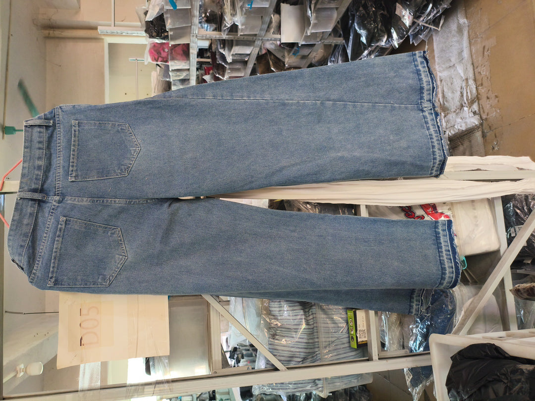 Washed wide-leg patchwork jeans for women