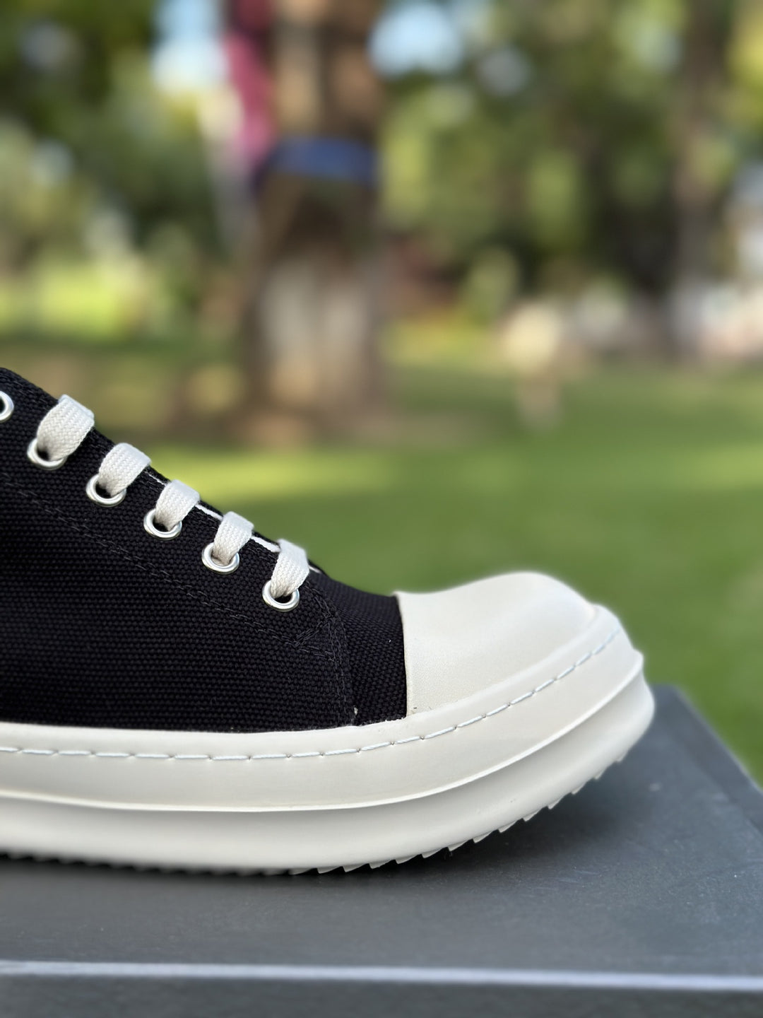 Low-Top Men's Shoes Casual Thick-Soled Canvas Sneakers
