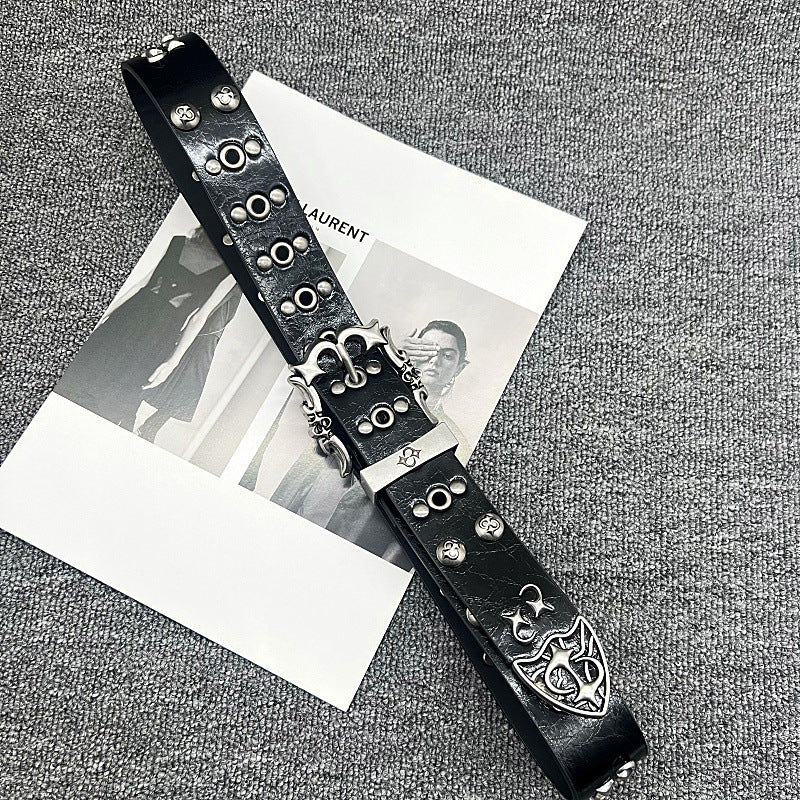 Trendy and stylish pin buckle studded belt