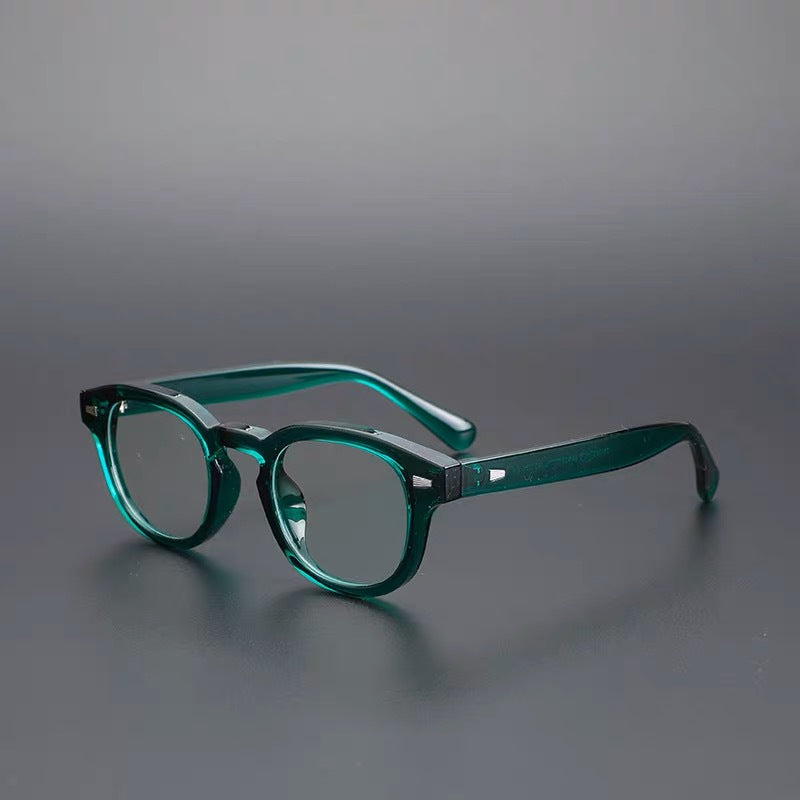 Thick-rimmed round transparent glasses