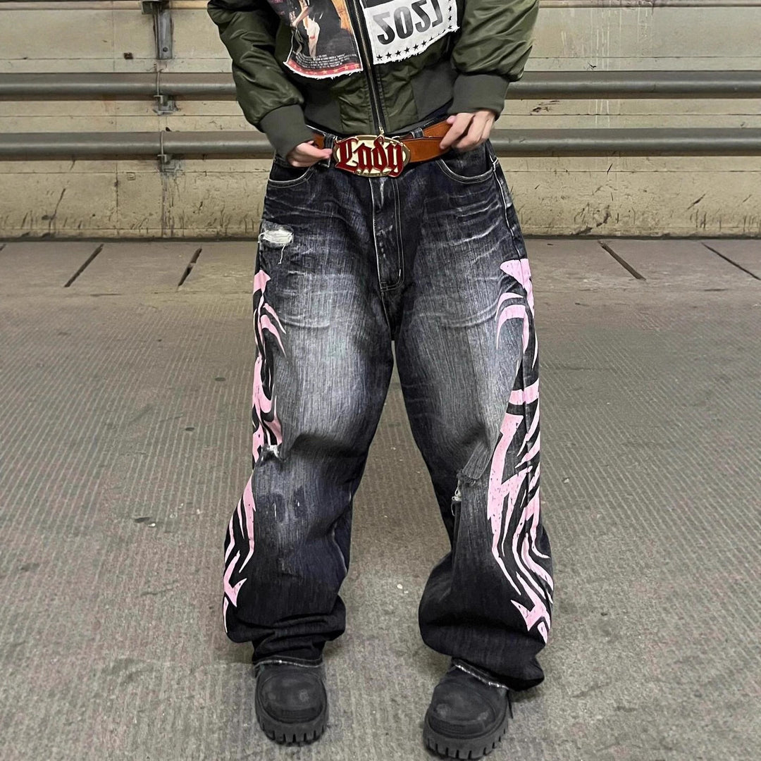 Graphic print washed denim jeans for sexy girls.