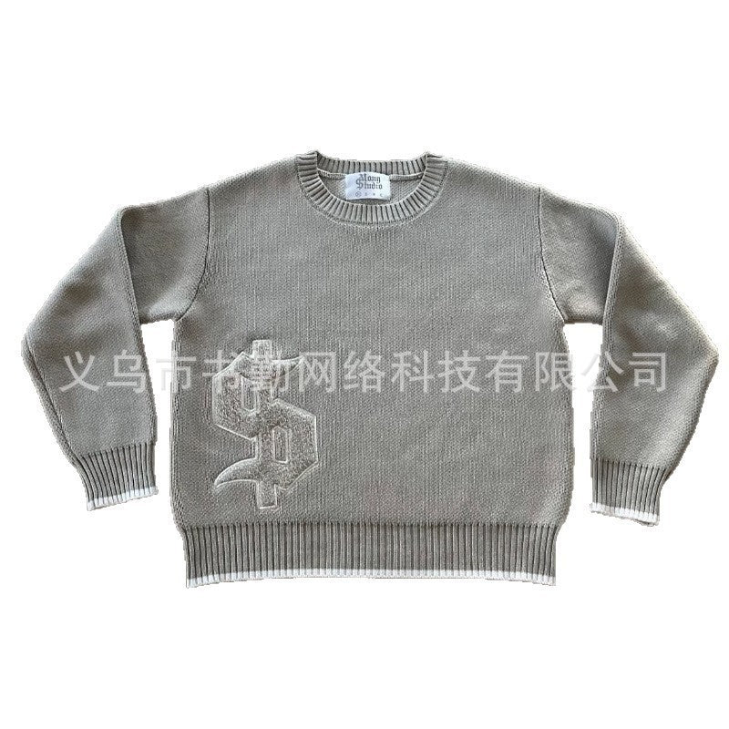 Embroidered crew neck sweater for men