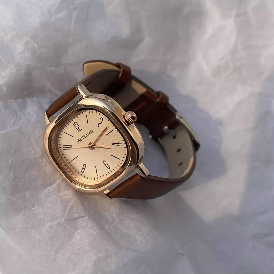 Square-shaped women's watch with a preppy style