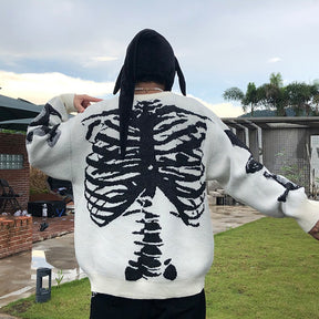 Skull round neck long sleeve sweater