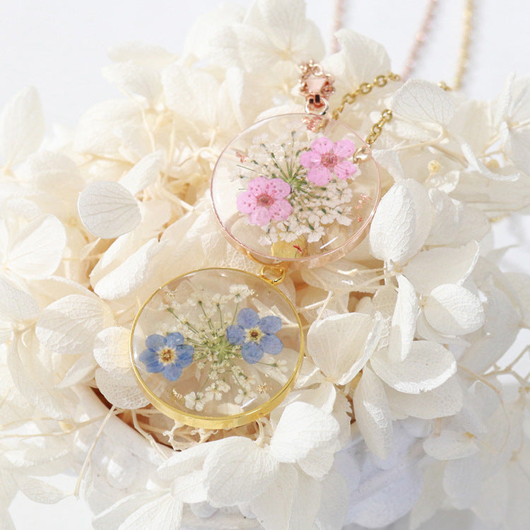 Resin forget me not necklace