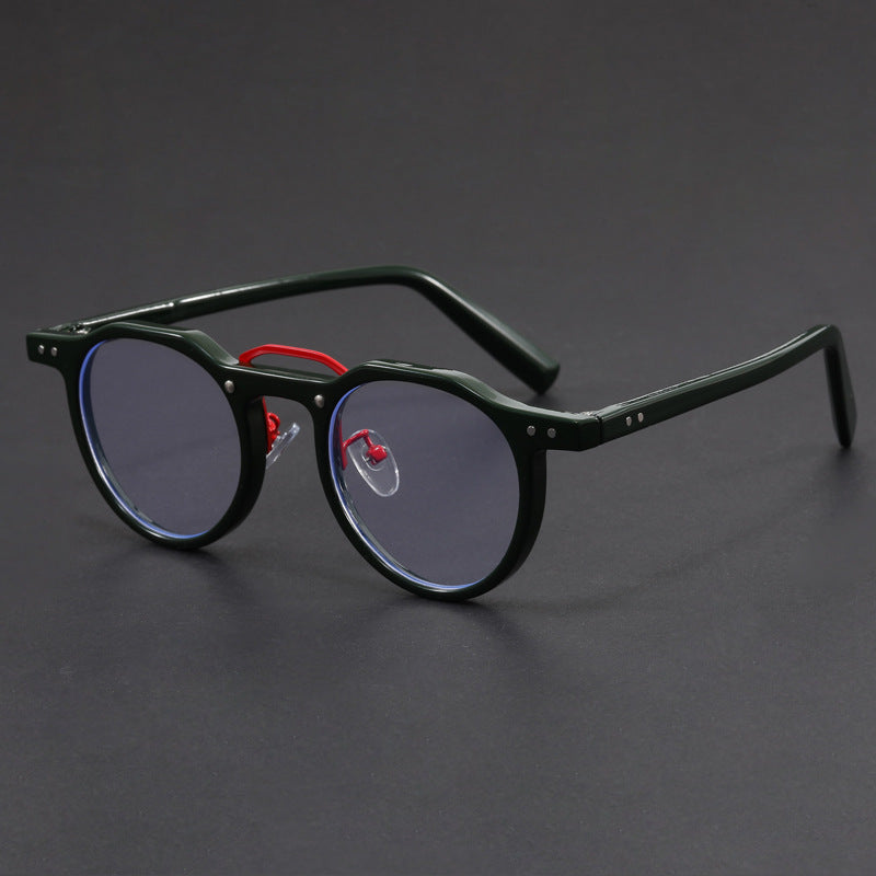 Hexagonal-rimmed aviator style sunglasses.