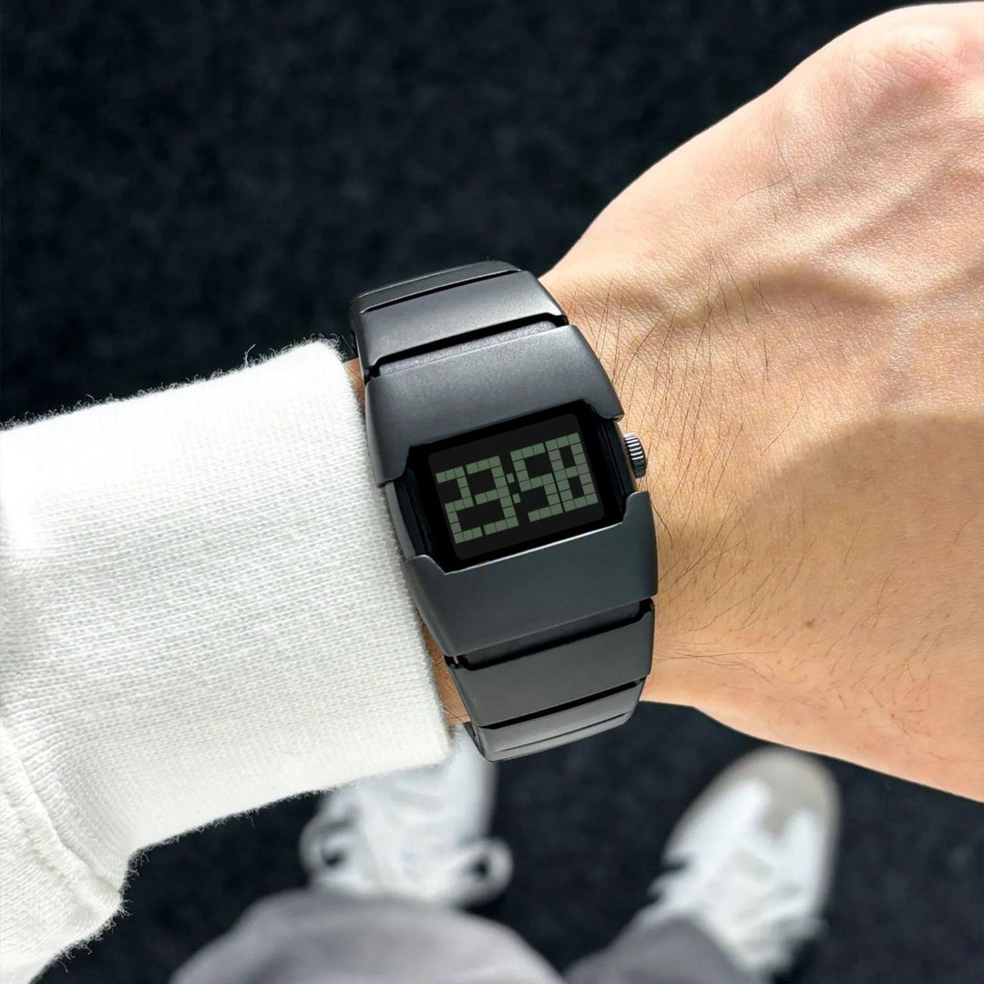 Y2K Vintage-Style "Irregular" Wristwatch