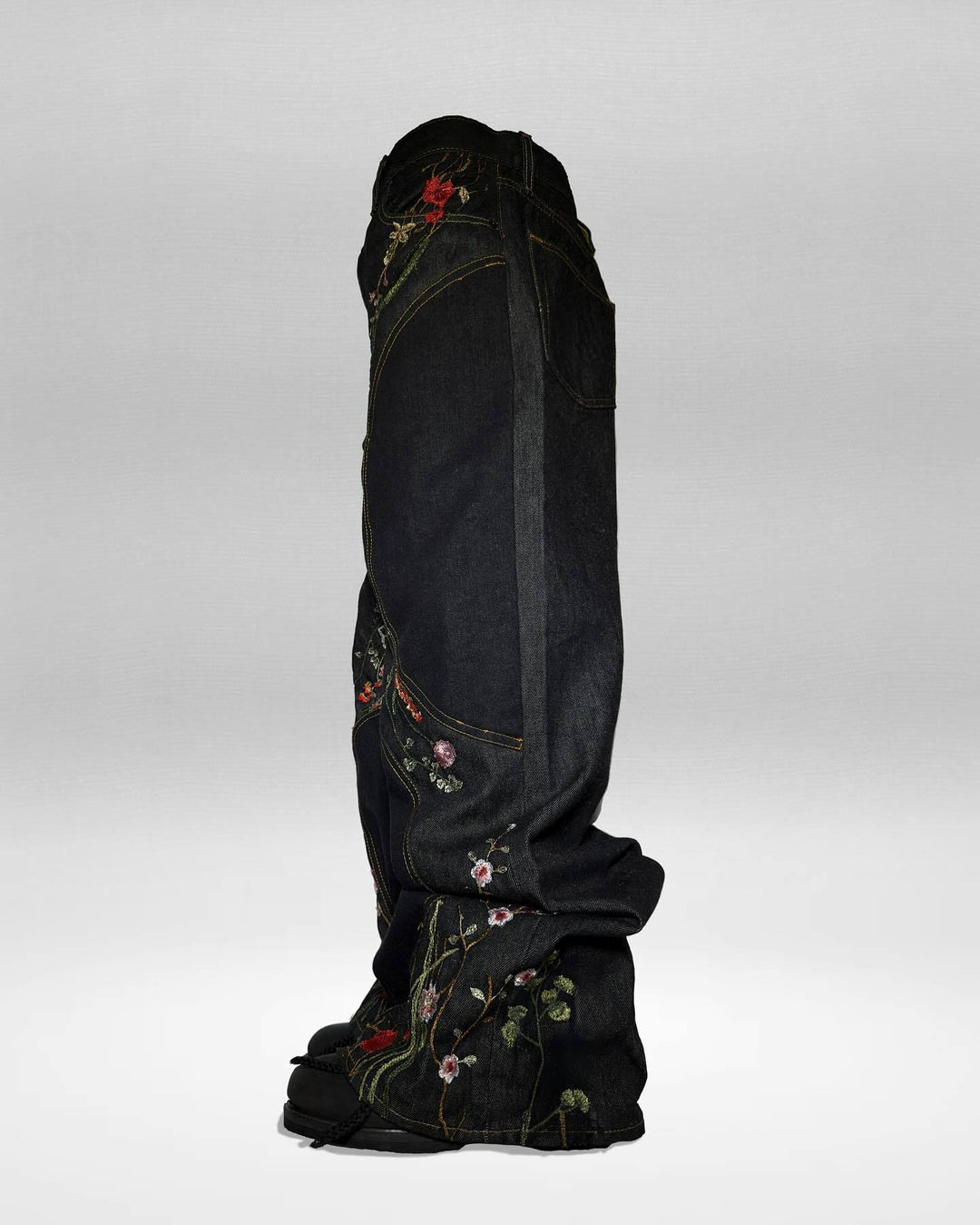 Y2K Loose-Fit Wide-Leg Patchwork Jeans with Floral Embroidery
