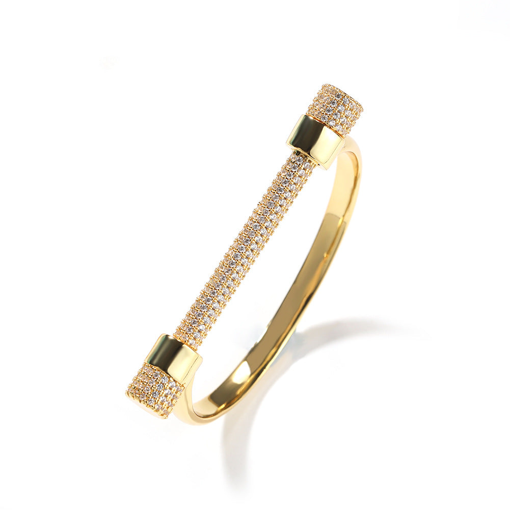 Horseshoe-shaped bracelets inlaid with zircon and diamonds