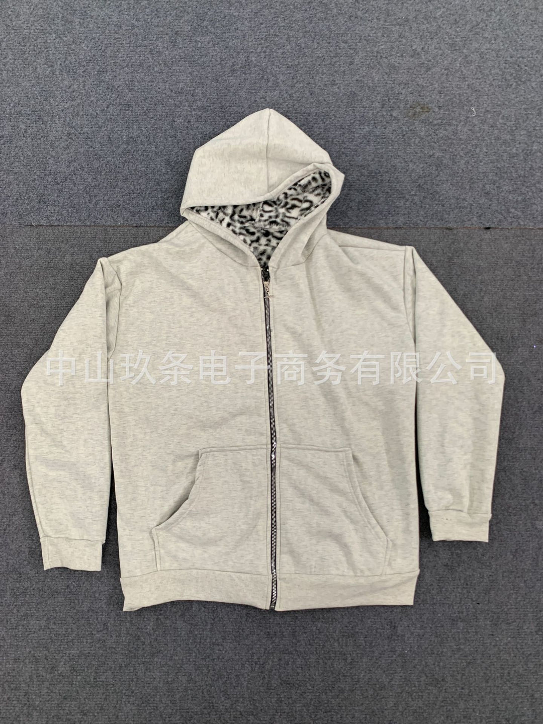 Reversible retro leopard print zip-up hooded sweatshirt