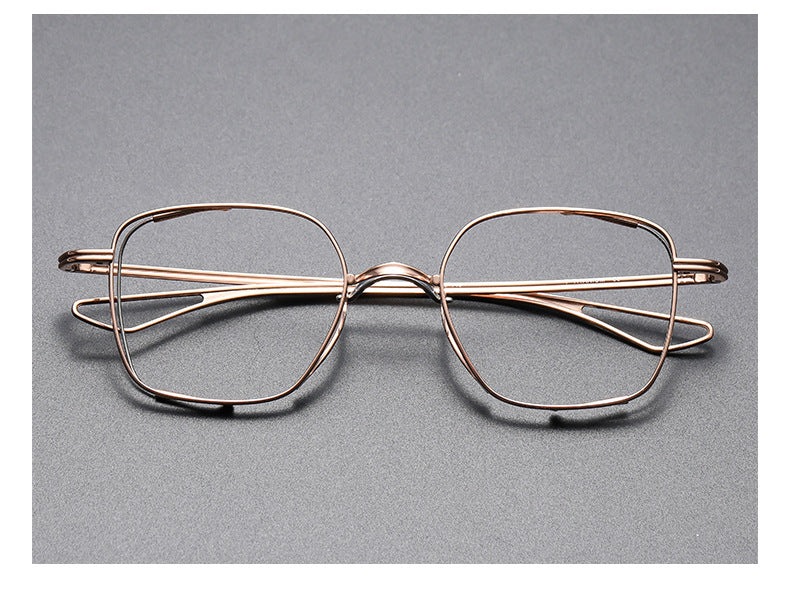Trendy Design Handcrafted Titanium Eyeglass Frames