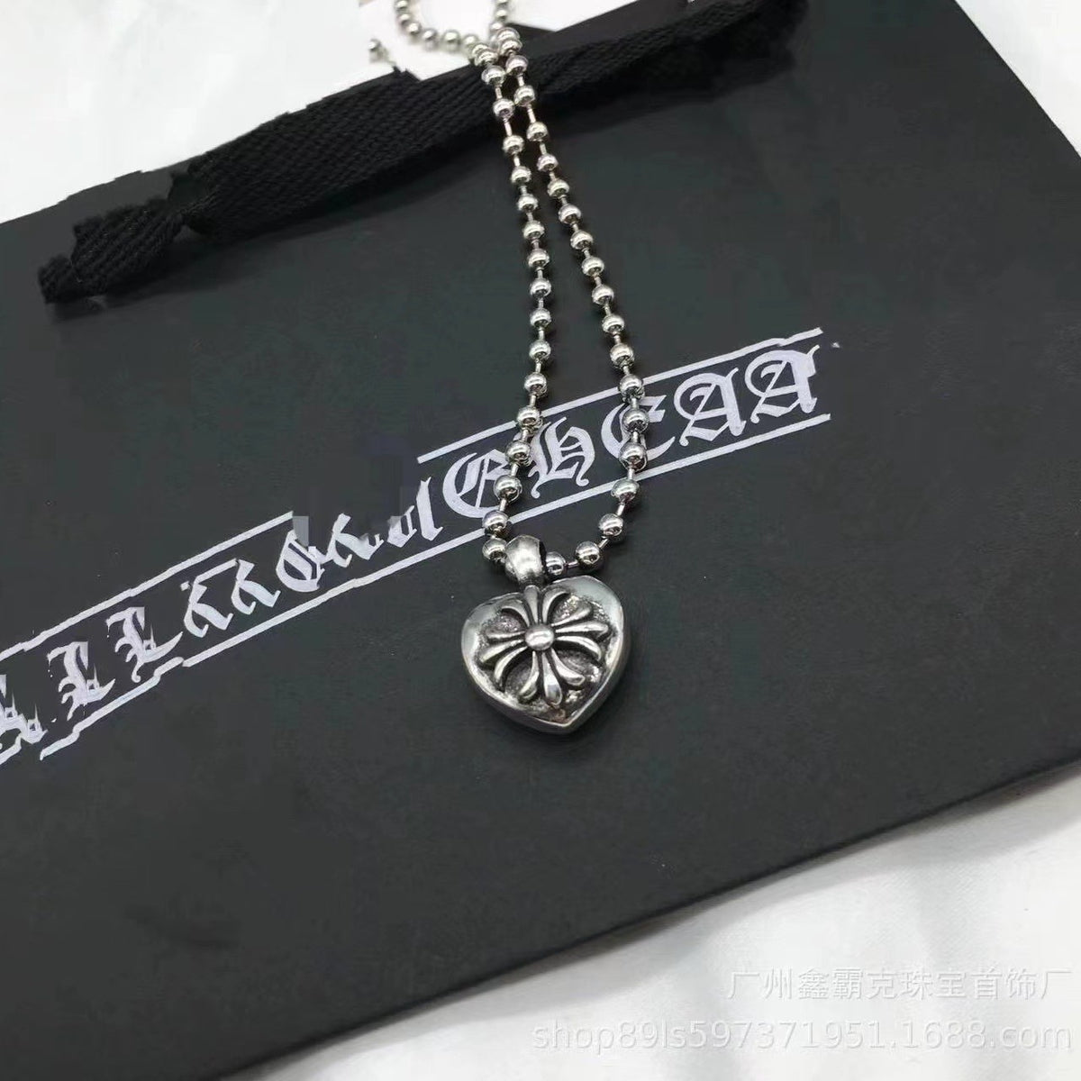 chrome hearts love-shaped cross peach heart necklace