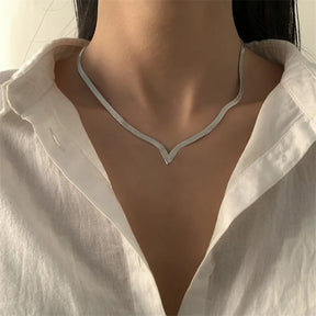 Simple Creative V-shaped Necklace For Women Flat Snake Chain Choker