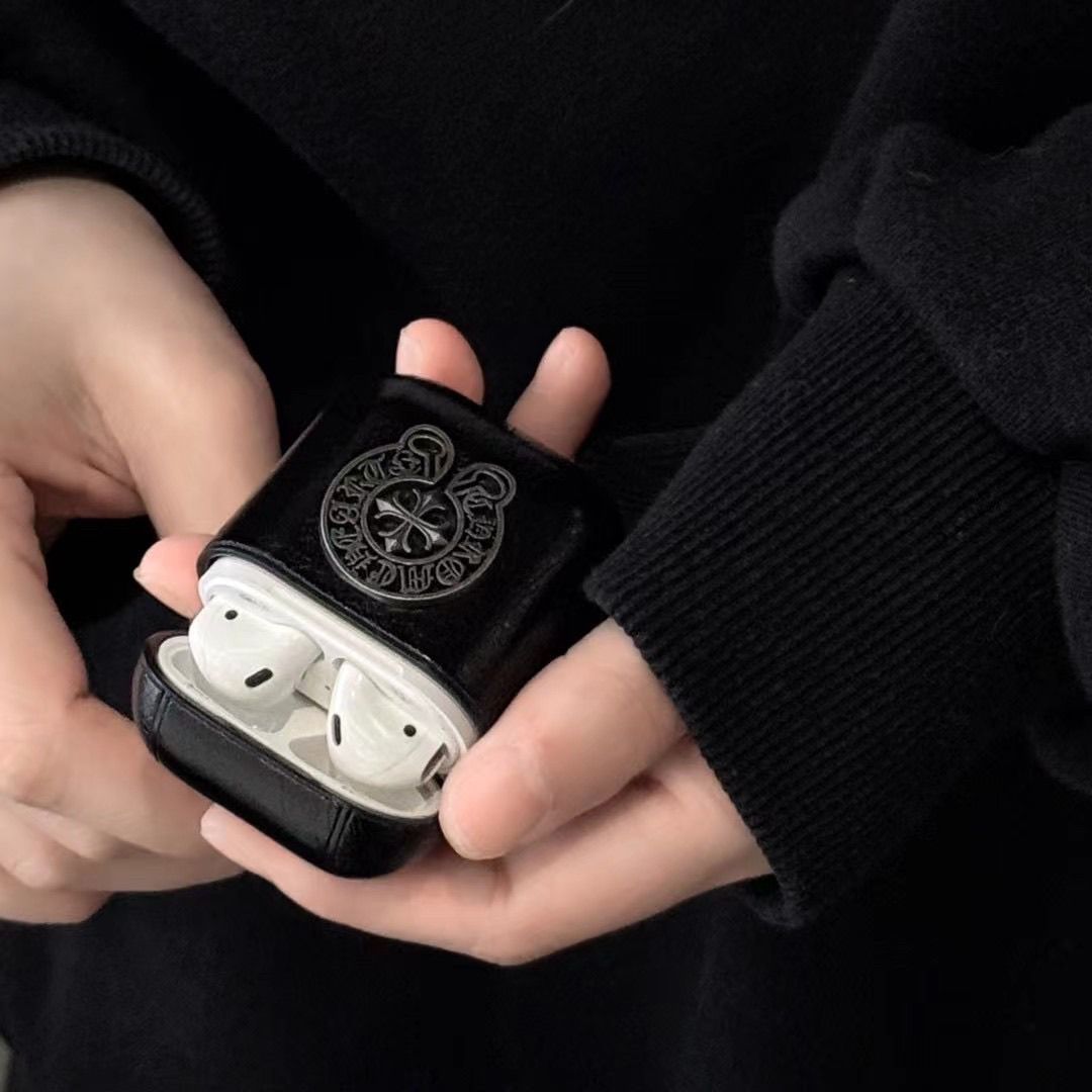 Chrome Hearts Black Bluetooth Earphone Protective Case