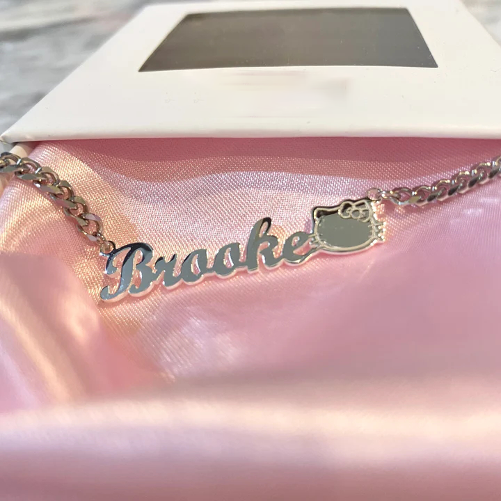 hello kitty necklace with name