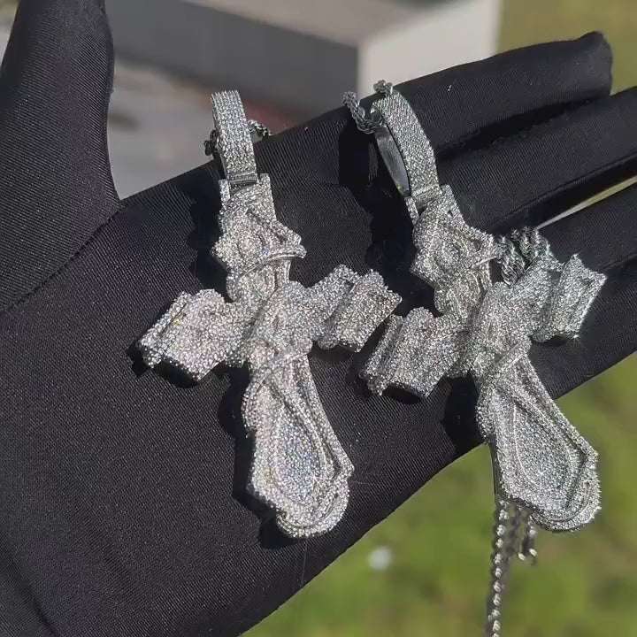 Hip-hop full diamond thorny cross necklace