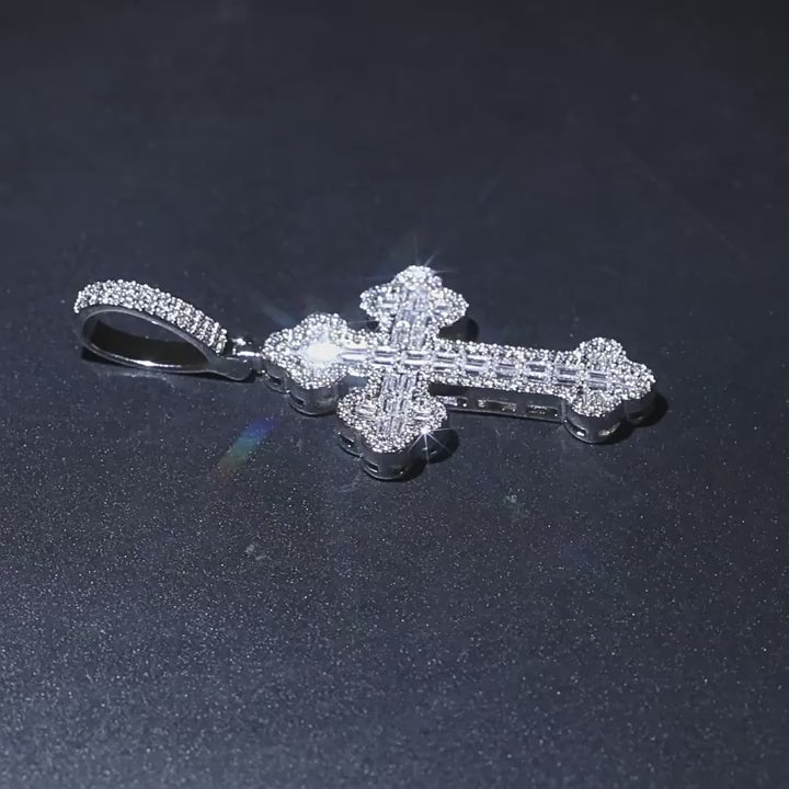 Hip-hop large diamond-encrusted cloud cross pendant