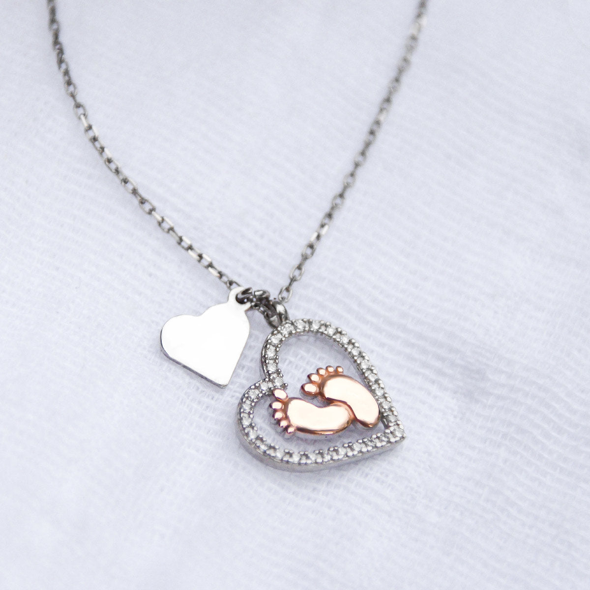 Heart-shaped baby footprints love necklace female pendant clavicle chain love footprints neck chain